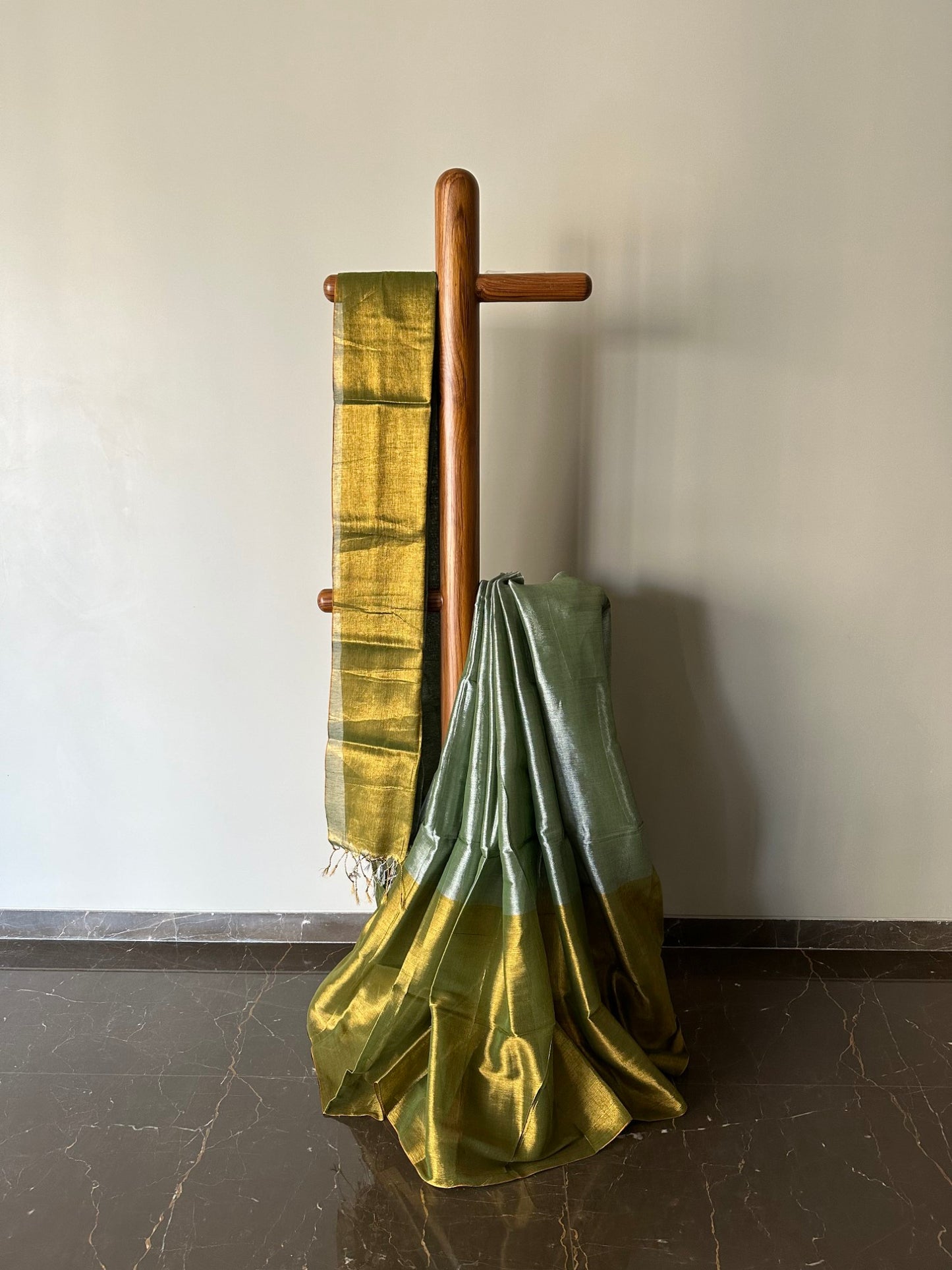 Dual Tone Tissue Saree