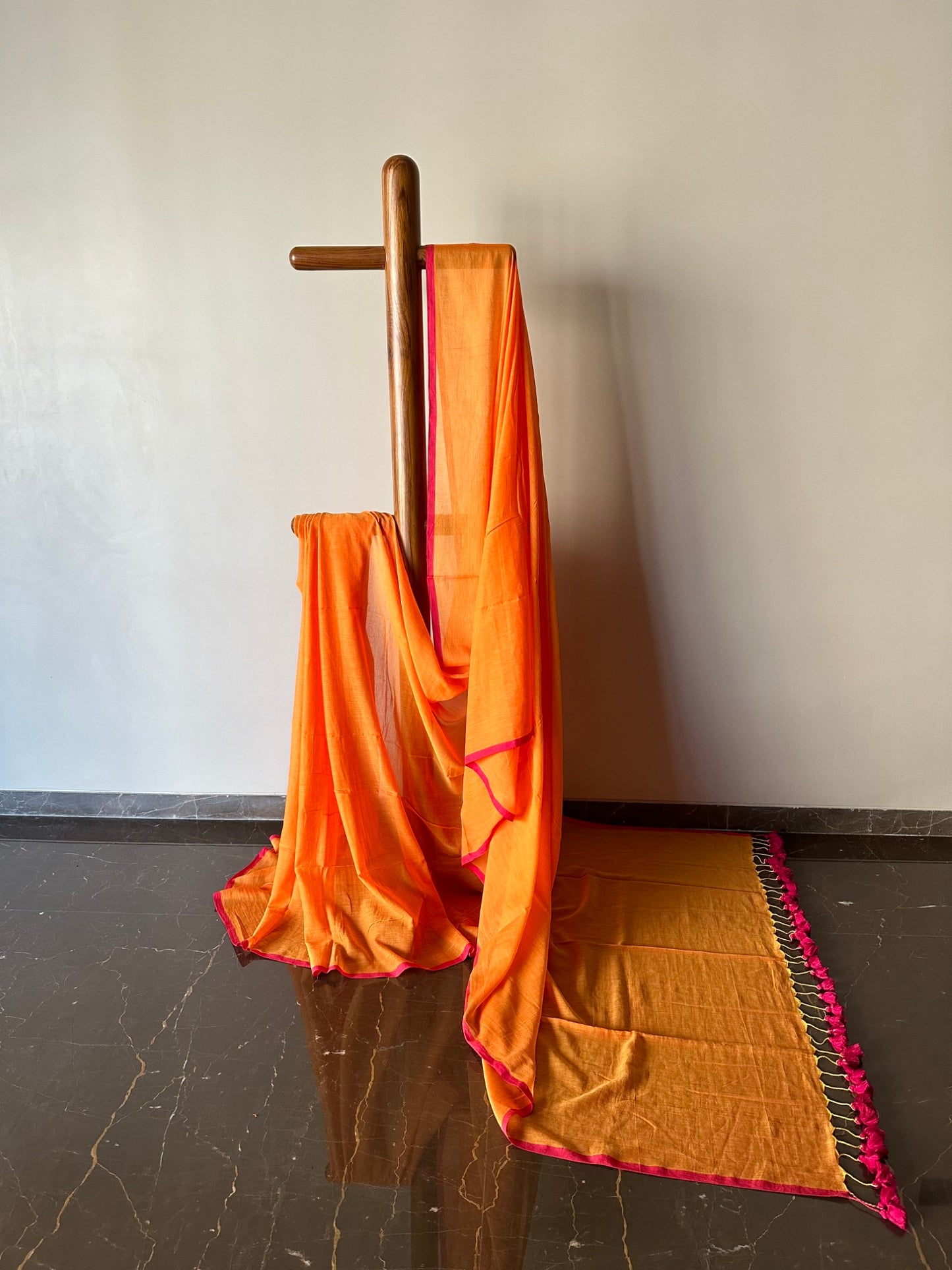 Mul Cotton Plain Saree --