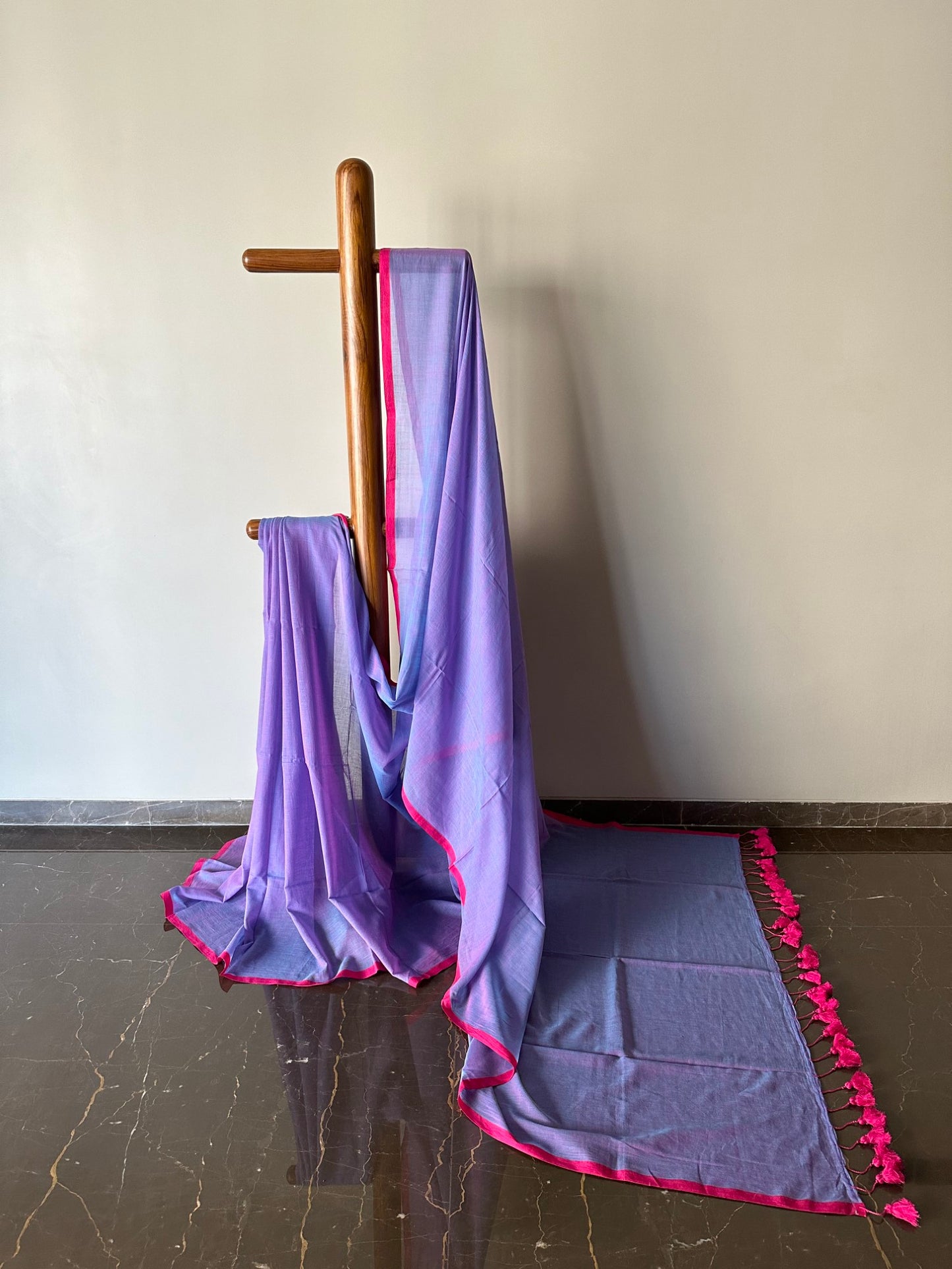 Mul Cotton Plain Saree --