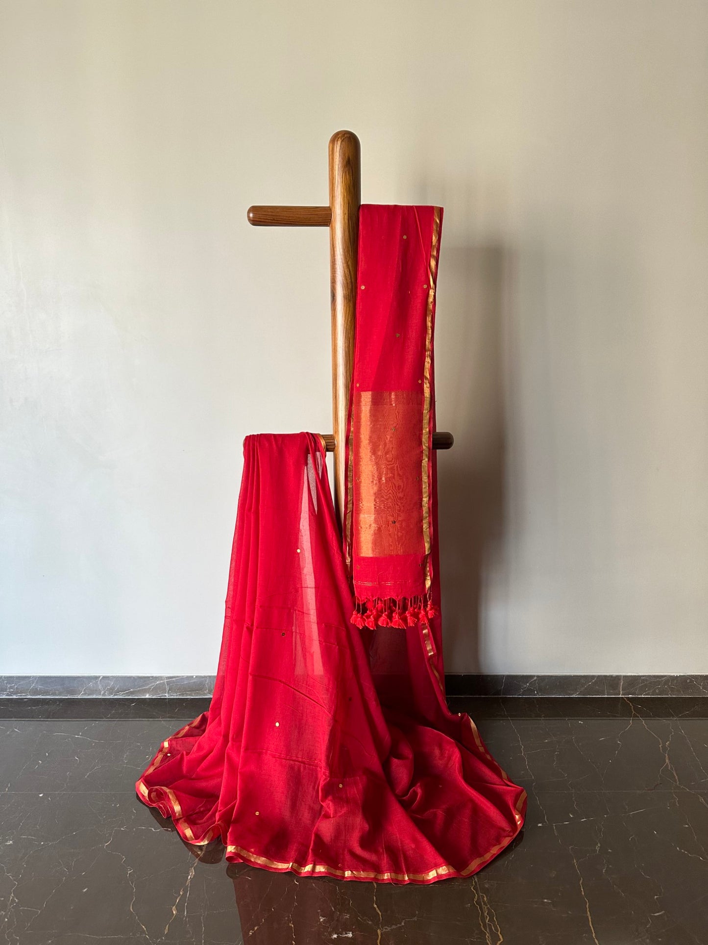 Mul Saree with Zari Pallu