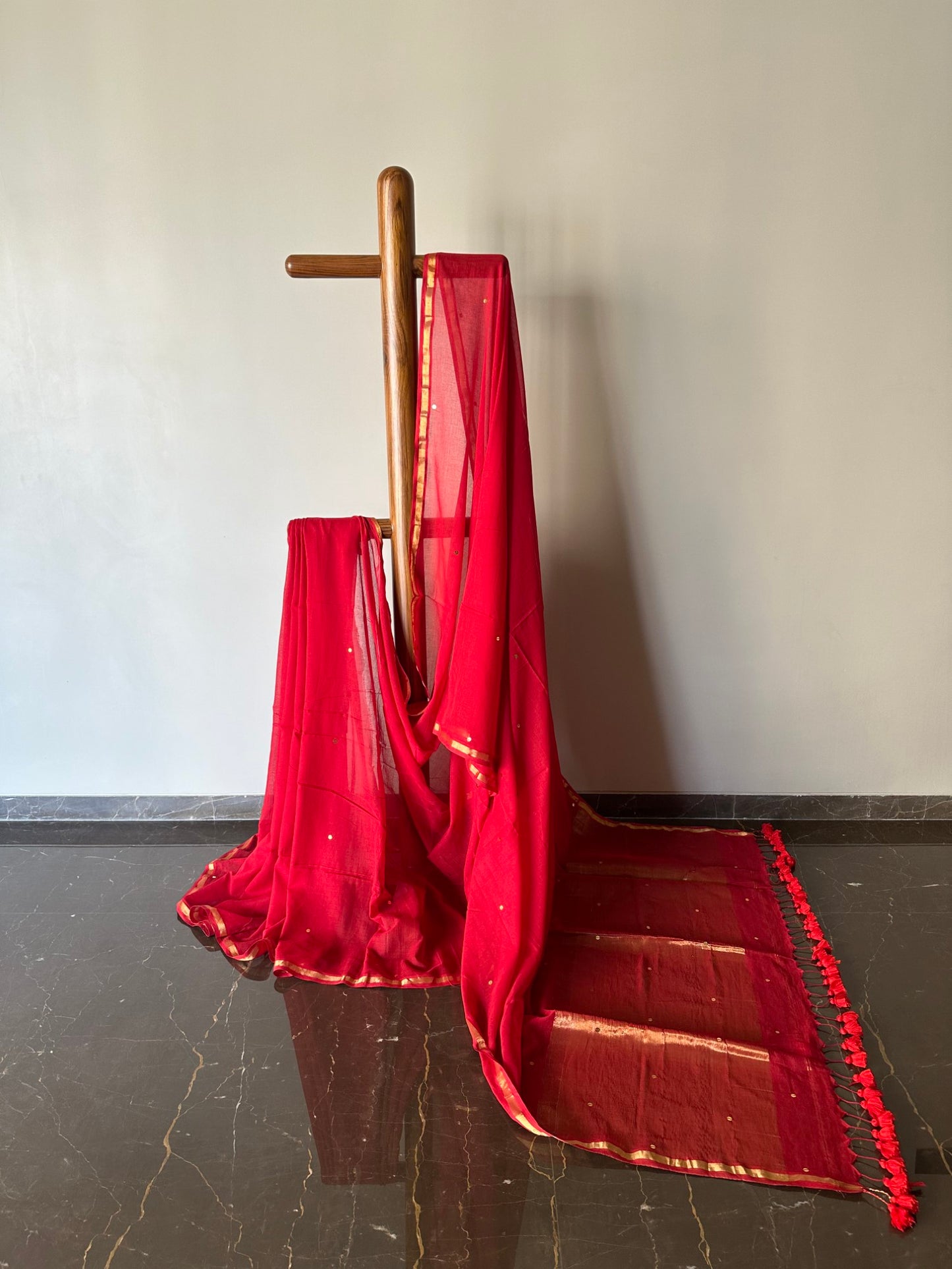 Mul Saree with Zari Pallu