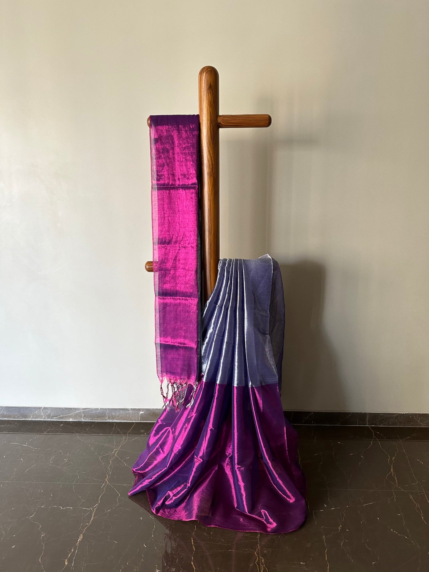 Dual Tone Tissue Saree