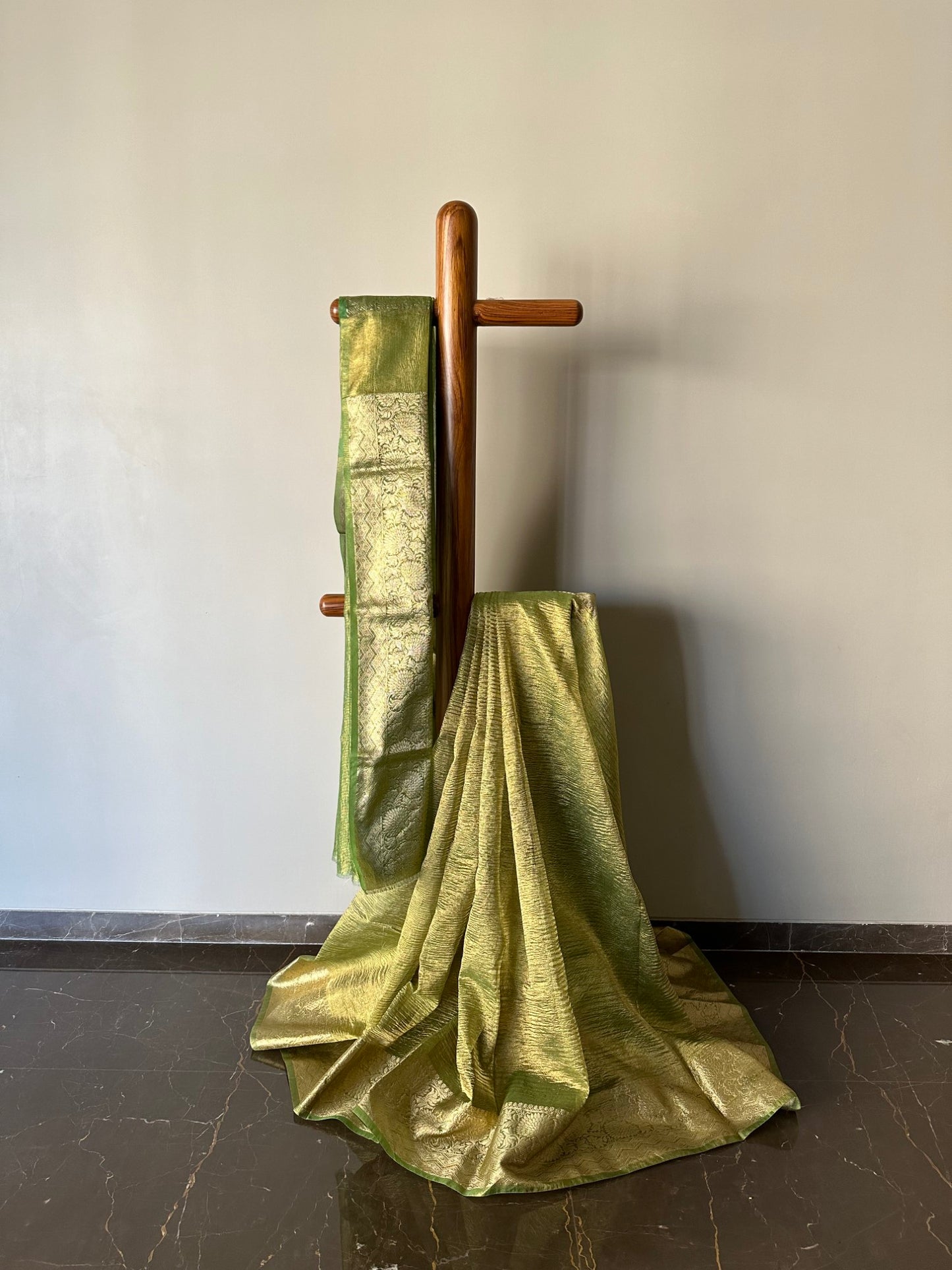 Crush Tissue Saree