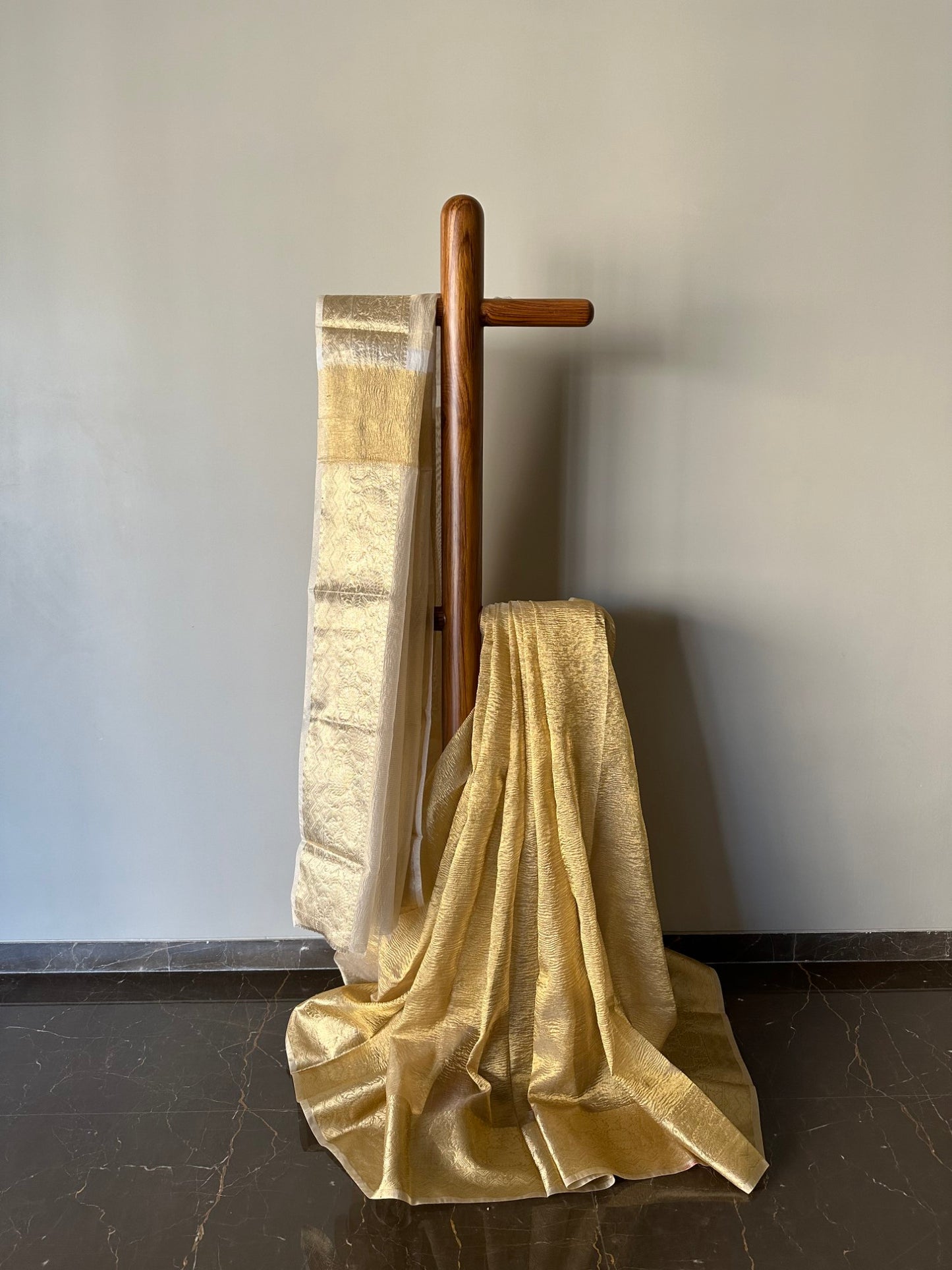 Crush Tissue Saree